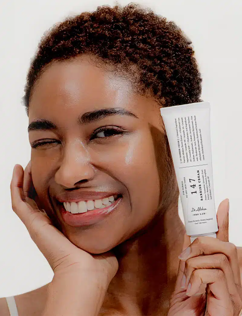 dr-althea-147-barrier-cream-dry-skin-trockene-Haut_800x کرم ترمیم کننده 147 دکترآلتیا | 147 barrier cream | پوست نرمال تا خشک|50ml - Image 4